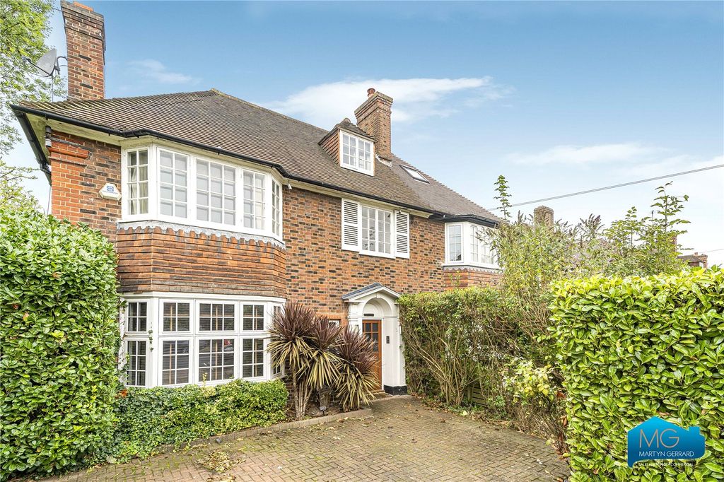 Property photo 1 of 54 Picture No. 40