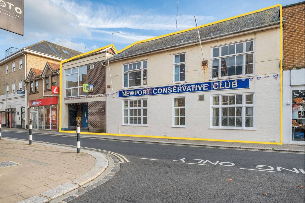 Property photo 1 of 11 Newport Social Club, 40 Pyle Street, Isle Of Wight Po30 1Xb