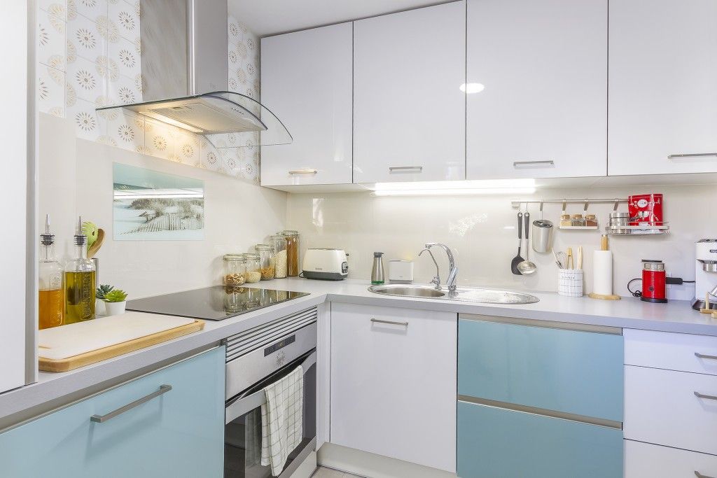 Property photo 3 of 20 Kitchen