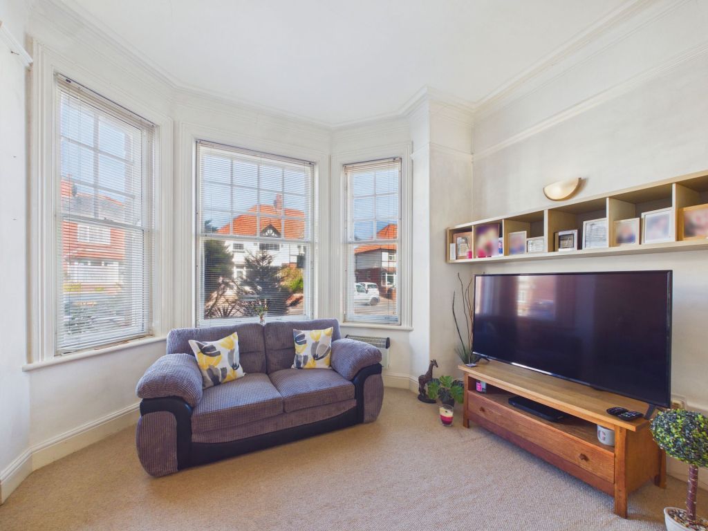 Property photo 2 of 12