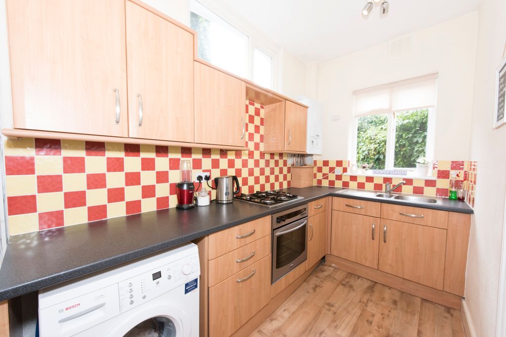 Property photo 3 of 14