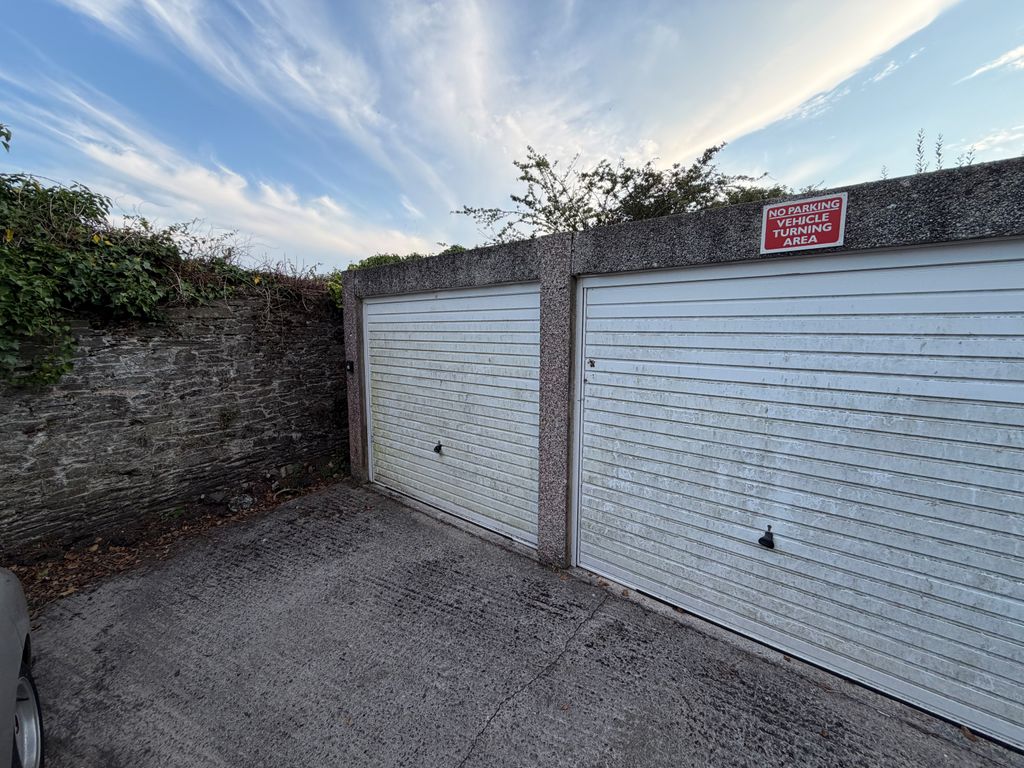 Property photo 1 of 3 2