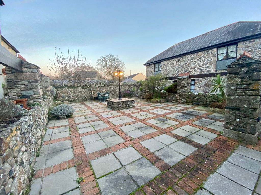 Property photo 2 of 10 Image