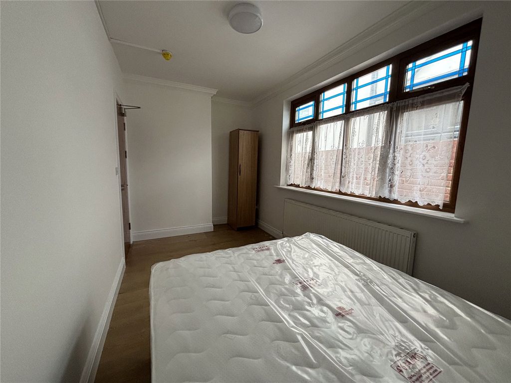 Property photo 3 of 7 Picture No. 05