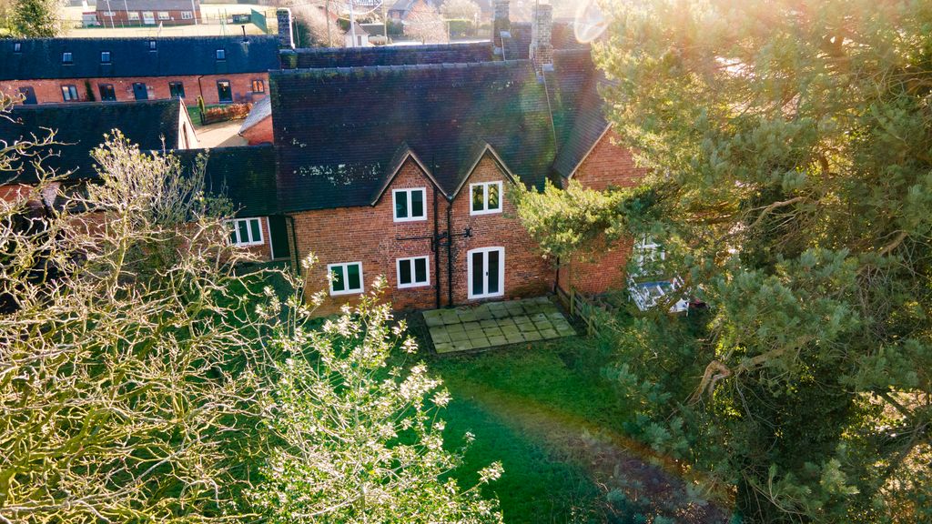 Property photo 2 of 26 2 Church Farm 280126-107