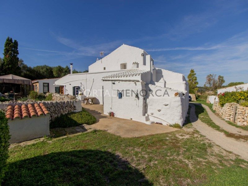 Property photo 2 of 36