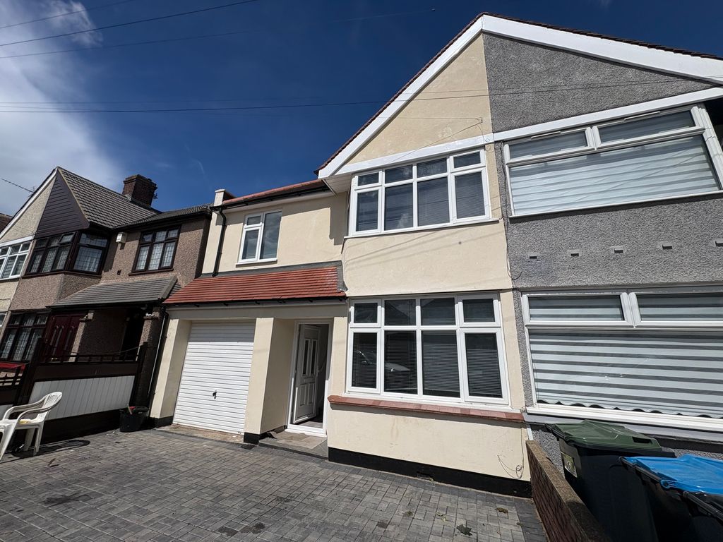 Property photo 1 of 11 Img_4161