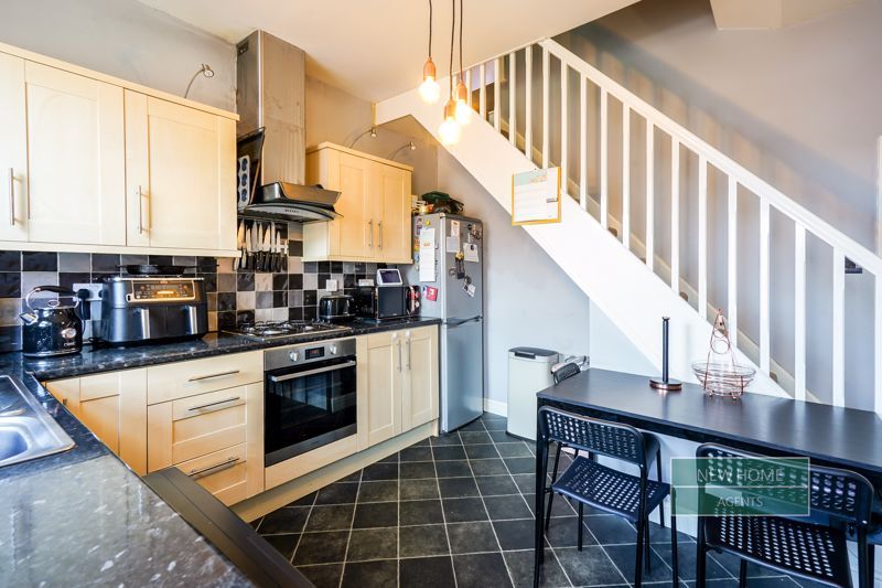 Property photo 3 of 20 Photo 16