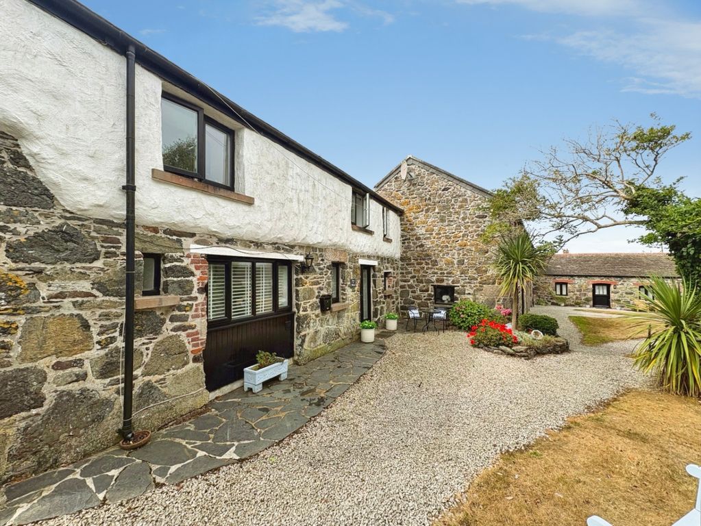 Property photo 1 of 16 5369431