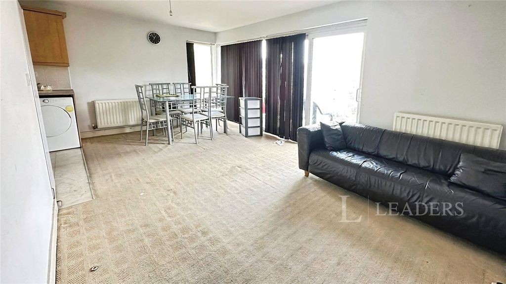 Property photo 2 of 11 Picture No. 09