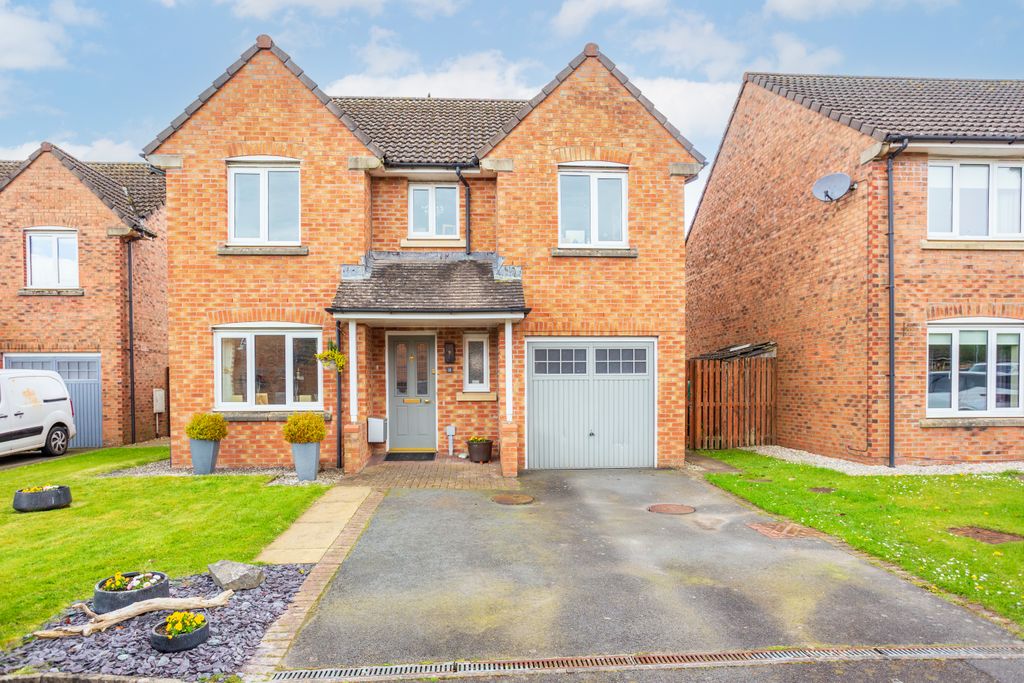 Property photo 1 of 45 External - Front