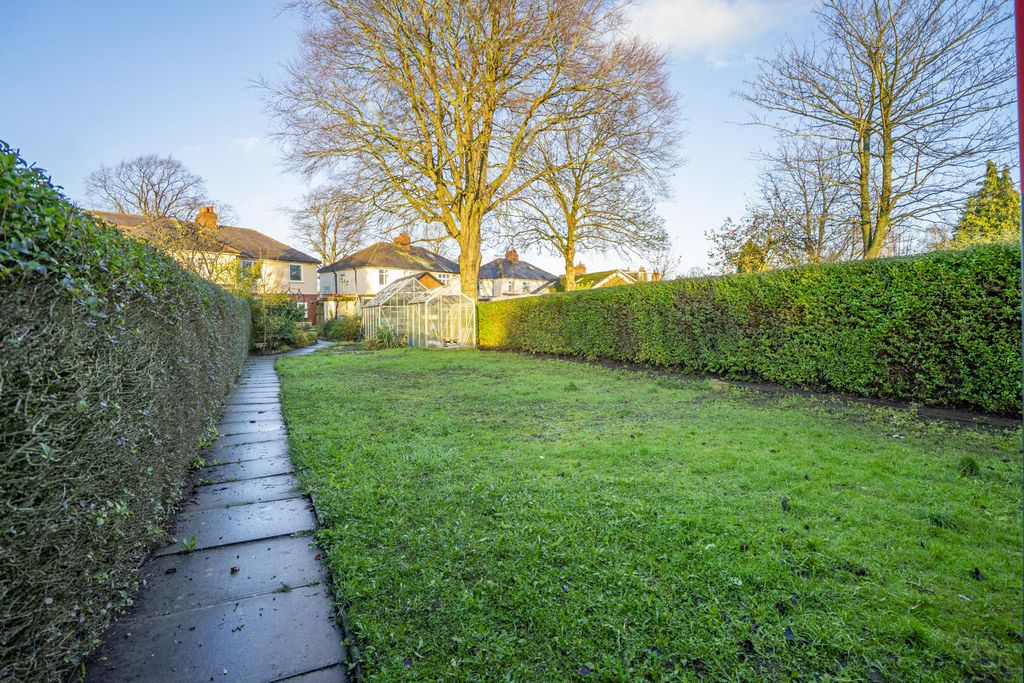 Property photo 2 of 22 Rear Garden
