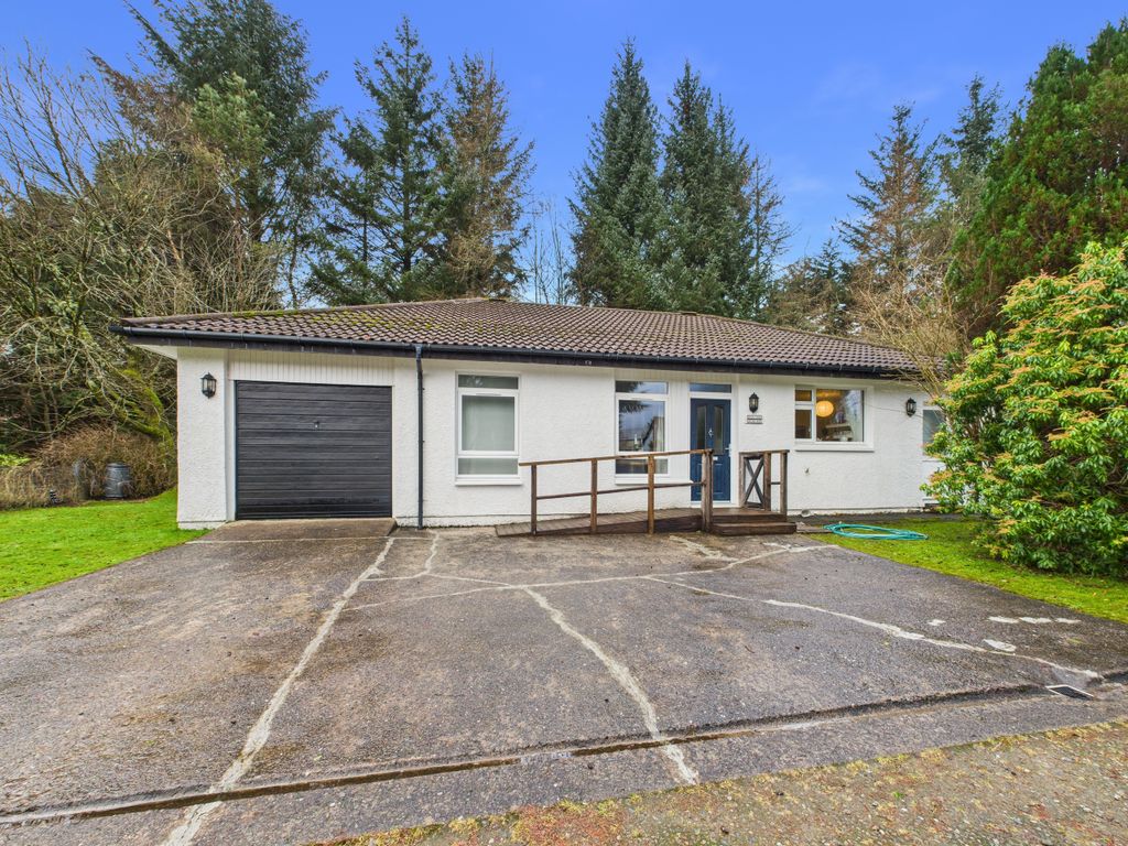 Property photo 2 of 37 Cam03481G0-Pr0130-Still018