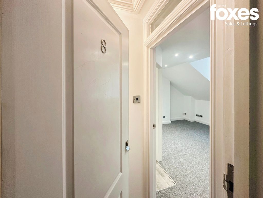 Property photo 2 of 12 3614511