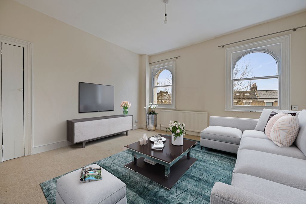 Property photo 2 of 7