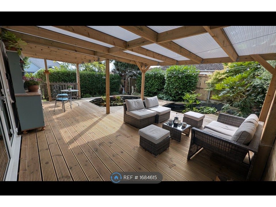 Property photo 2 of 17 Decking