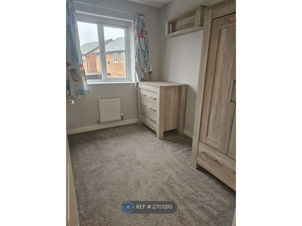 Property photo 2 of 21