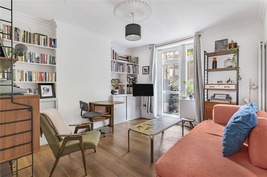 Property photo 1 of 19 Reception Room