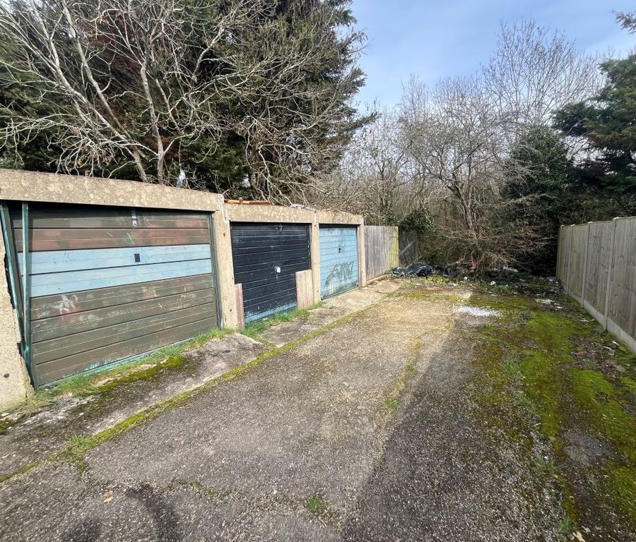 Property photo 2 of 12