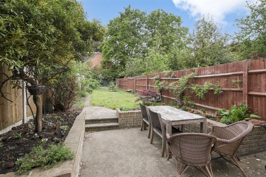 Property photo 3 of 19 30 Verdant Lane - Mrlh8Jxty2Iiso7Drbyz.Jpg