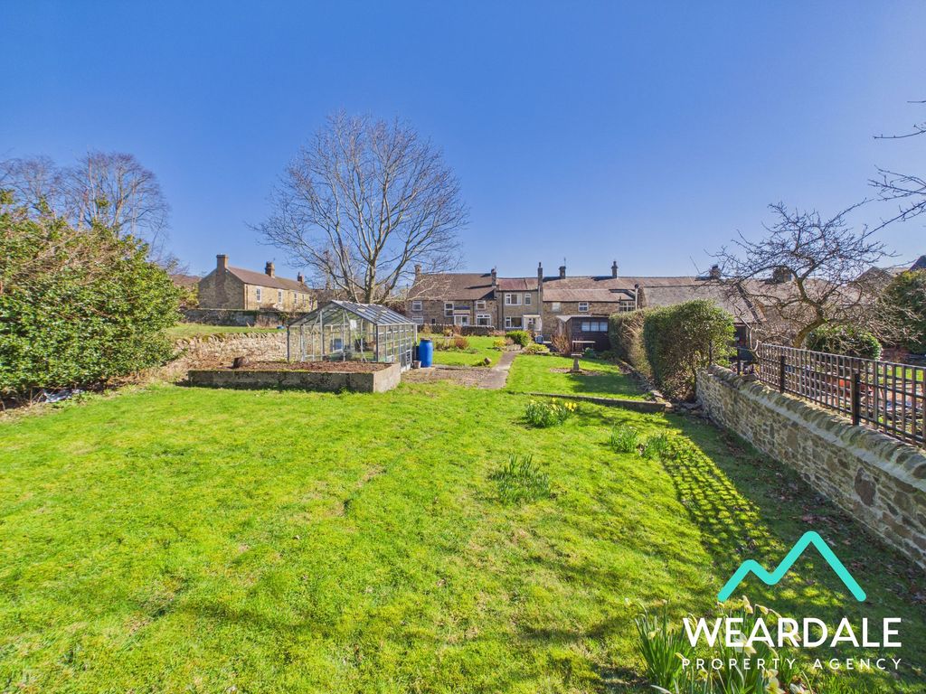 Property photo 2 of 30