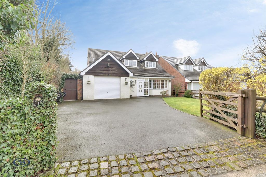 Property photo 1 of 28