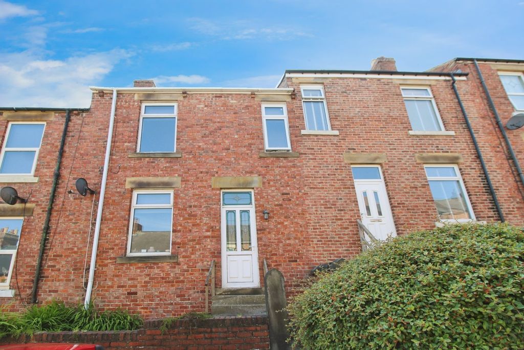 Property photo 1 of 11 External