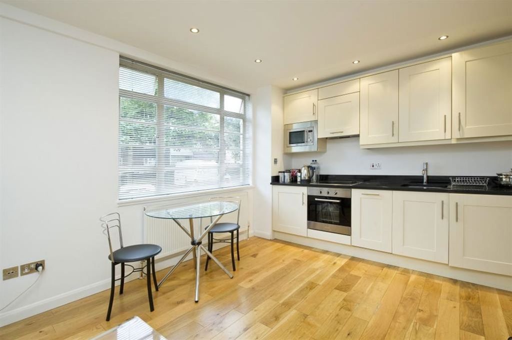 Property photo 1 of 5