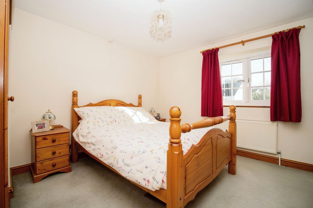 Property photo 3 of 24