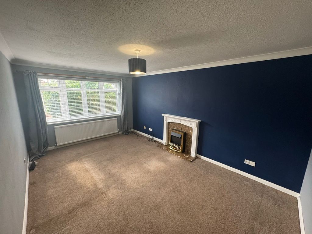Property photo 3 of 7 Image