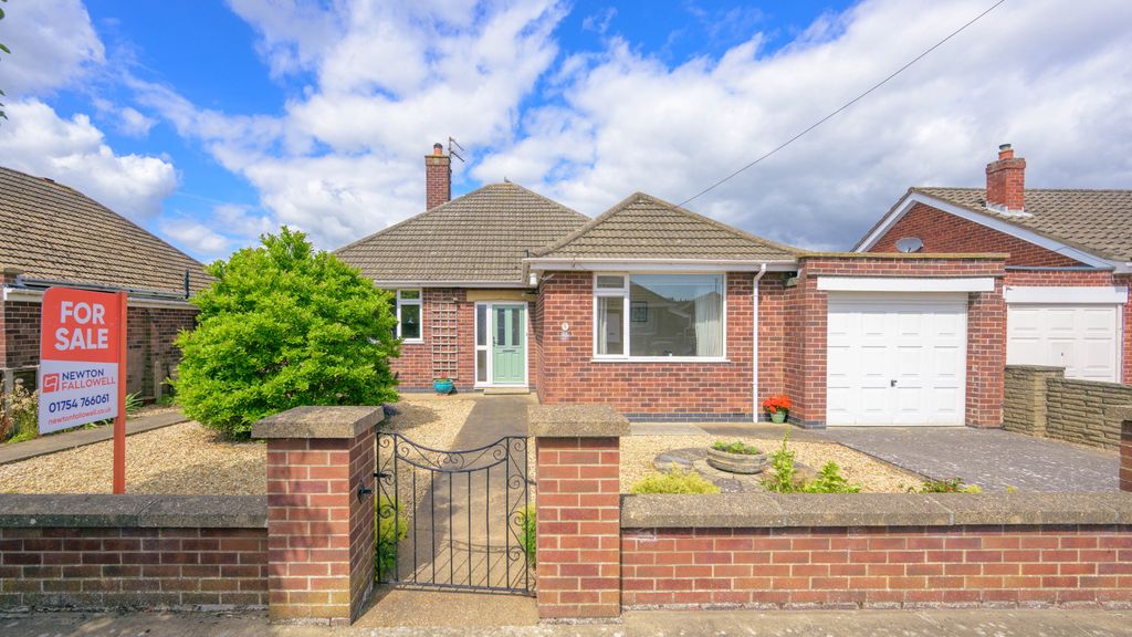 Property photo 1 of 27