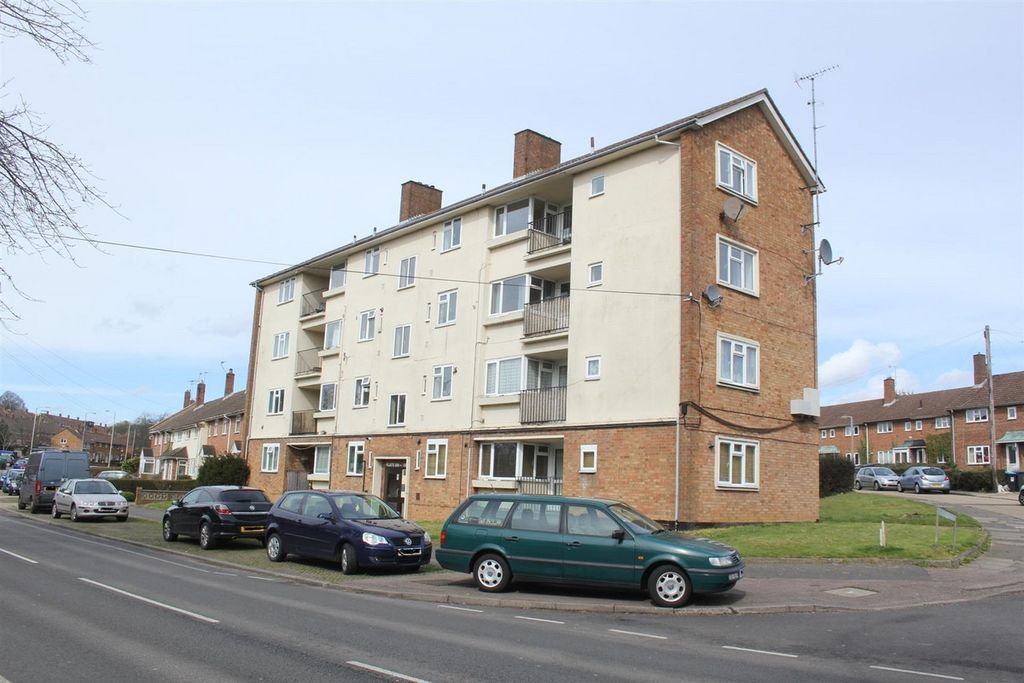 Property photo 1 of 12