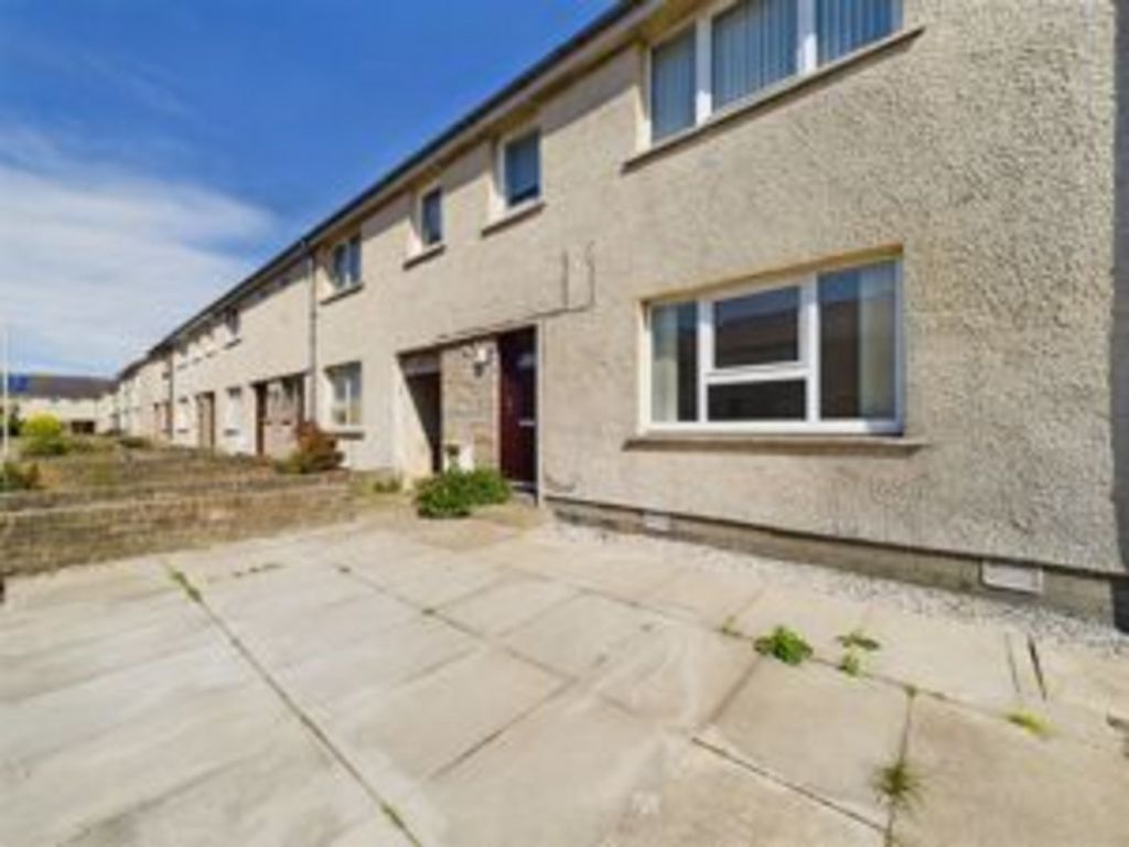 Property photo 3 of 31