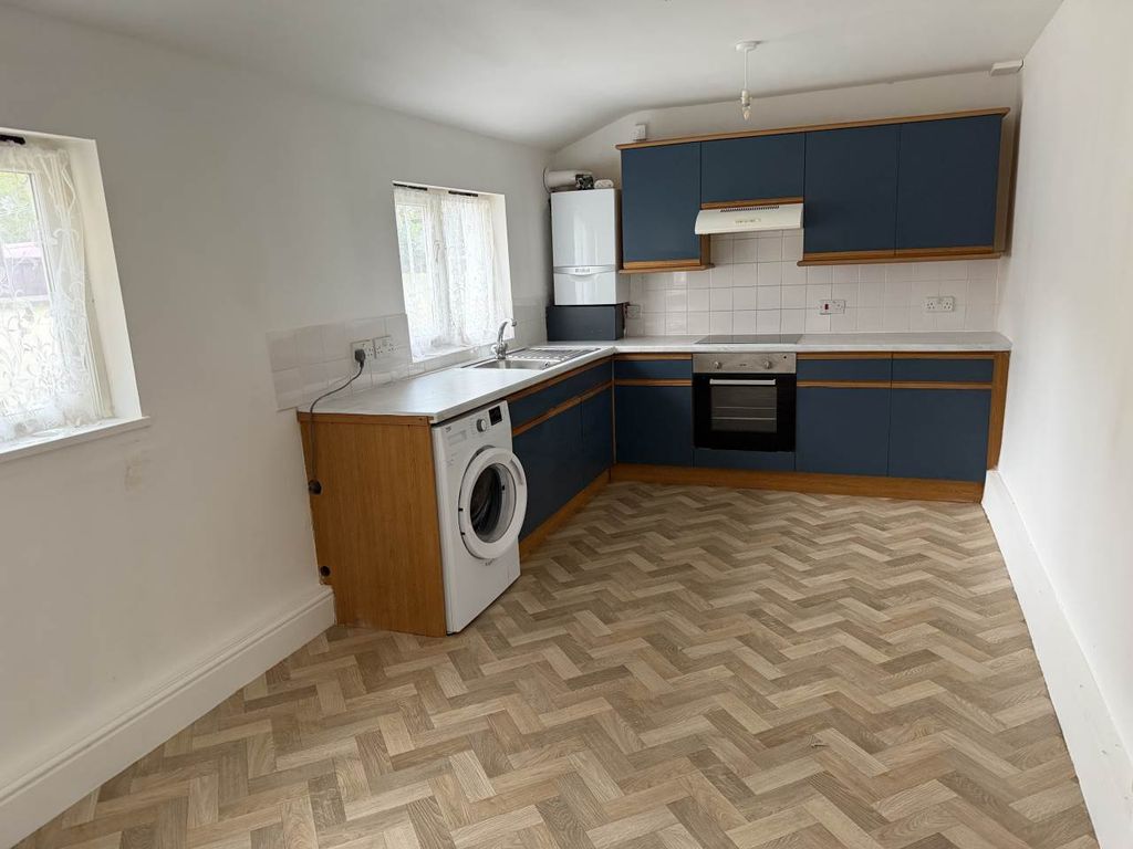 Property photo 2 of 17 Img_2419