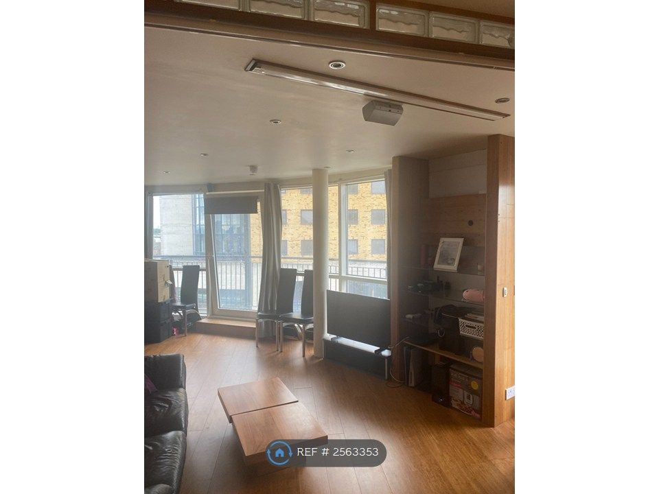 Property photo 2 of 6