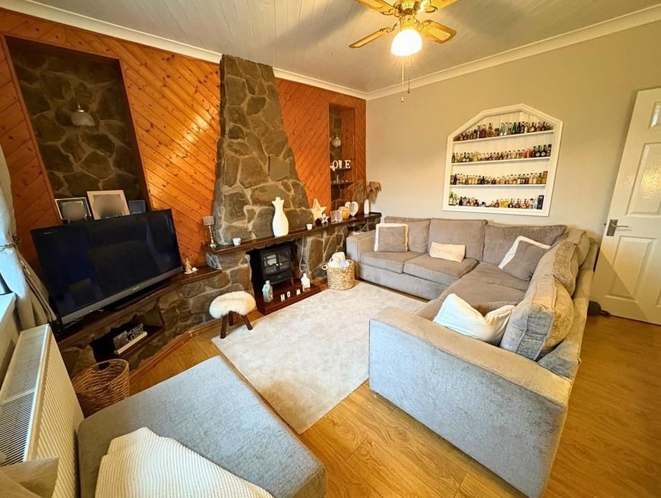 Property photo 1 of 27 Presentation2.Jpg