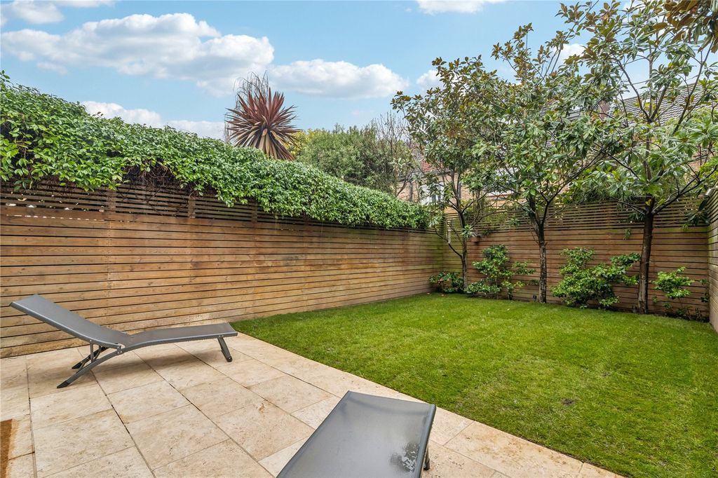 Property photo 2 of 10 Picture No. 09