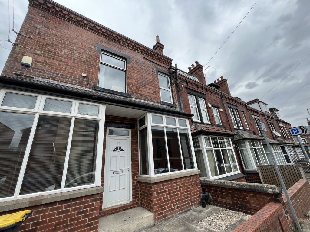 Property photo 1 of 18 Picture No. 02