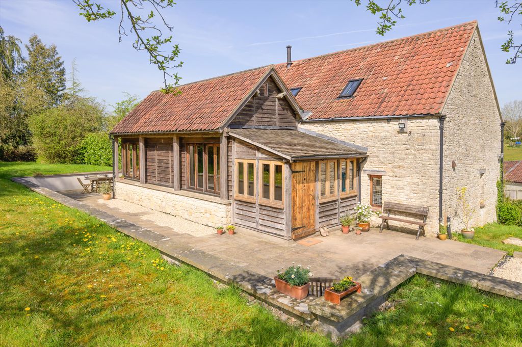 Property photo 1 of 24 Image