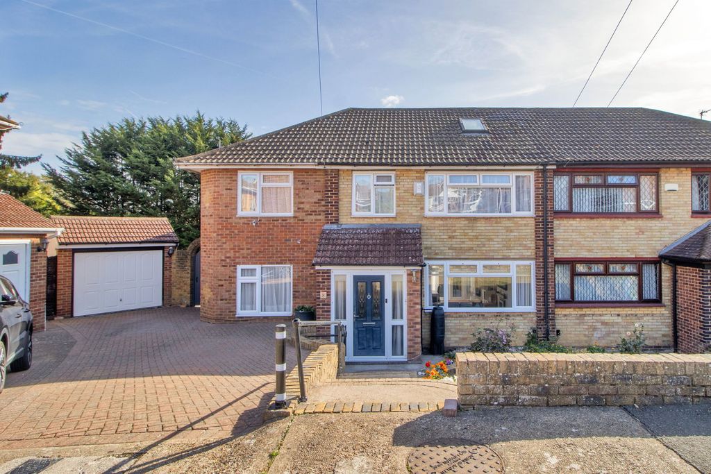 Property photo 1 of 24