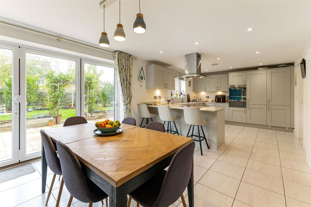 Property photo 3 of 13 Picture No. 04