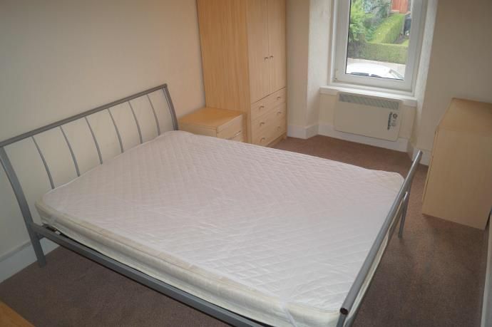 Property photo 2 of 9 Bedroom