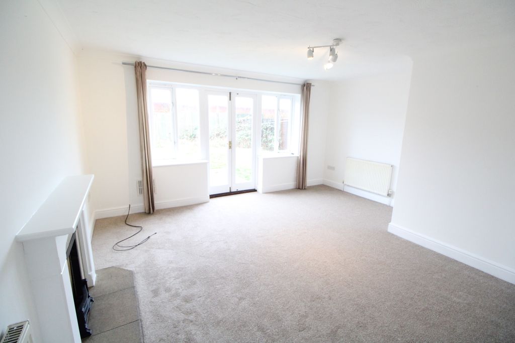 Property photo 2 of 14 Img_9311