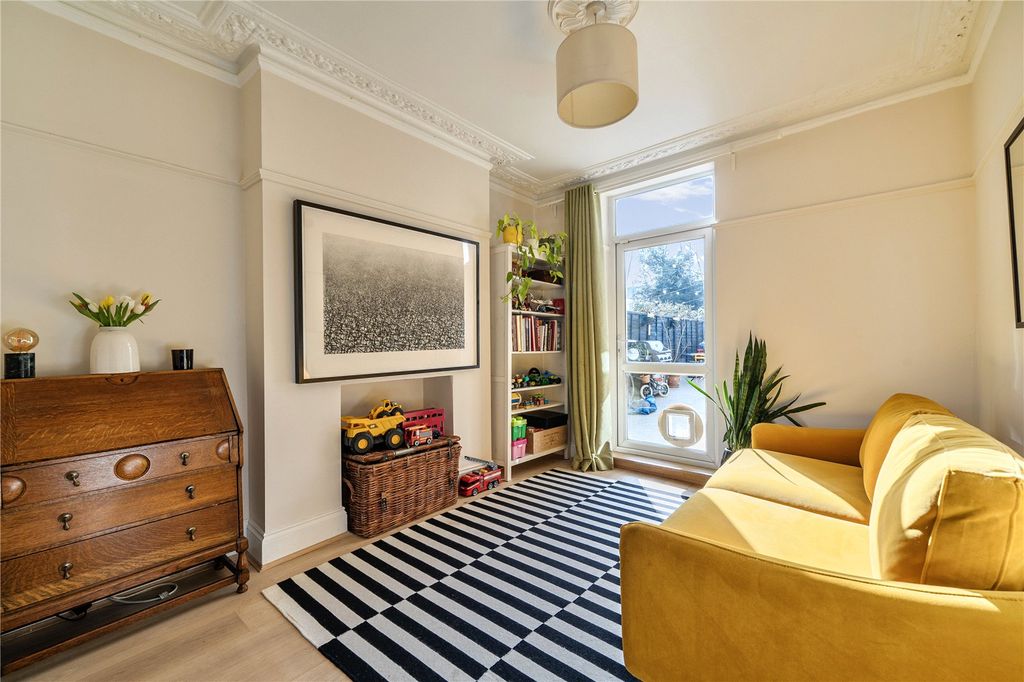 Property photo 2 of 15 Picture No. 65