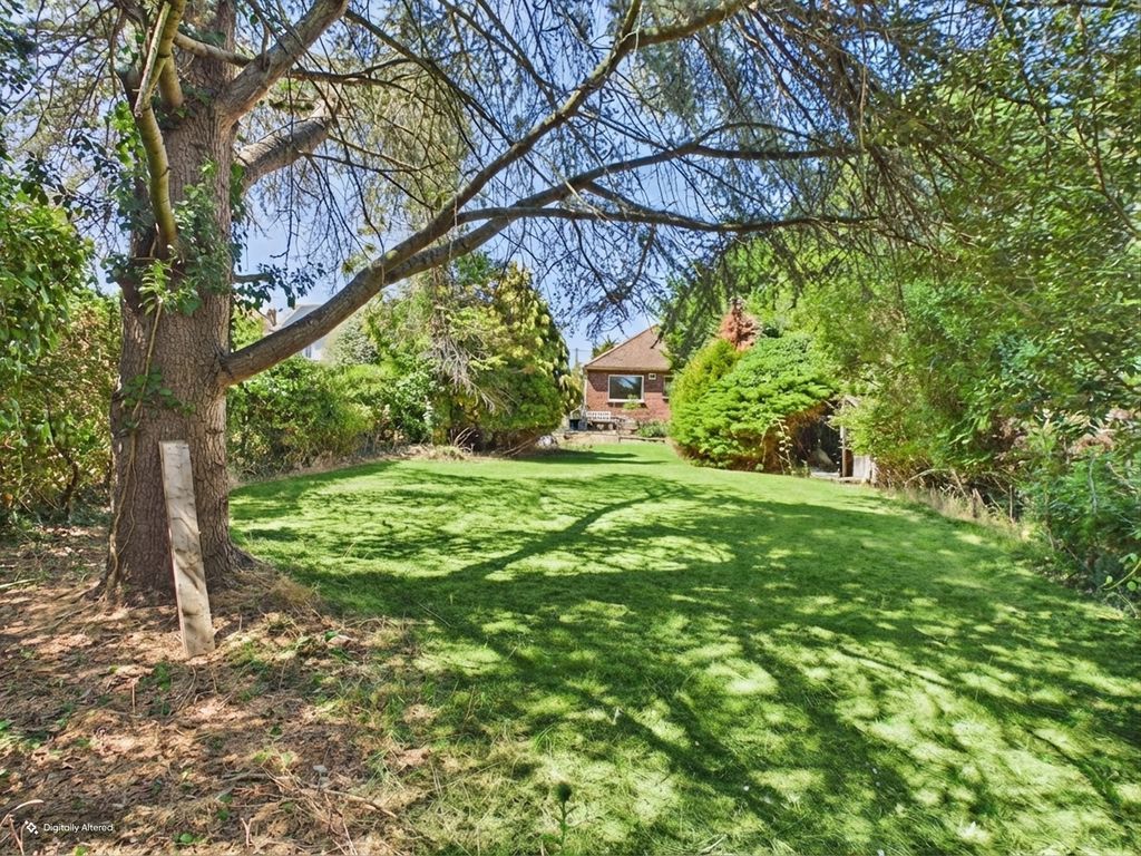 Property photo 3 of 32 Photo 2