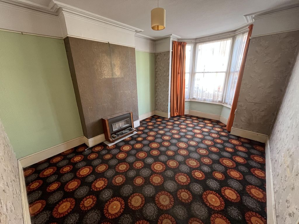 Property photo 3 of 12 Img_4098.Jpg