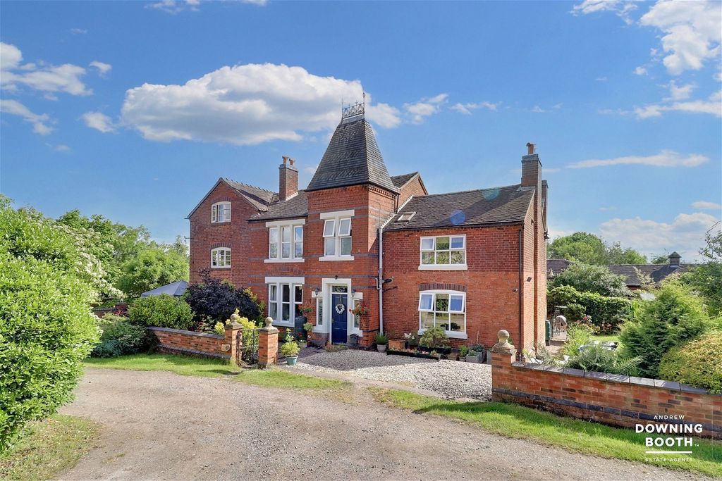 Property photo 1 of 37
