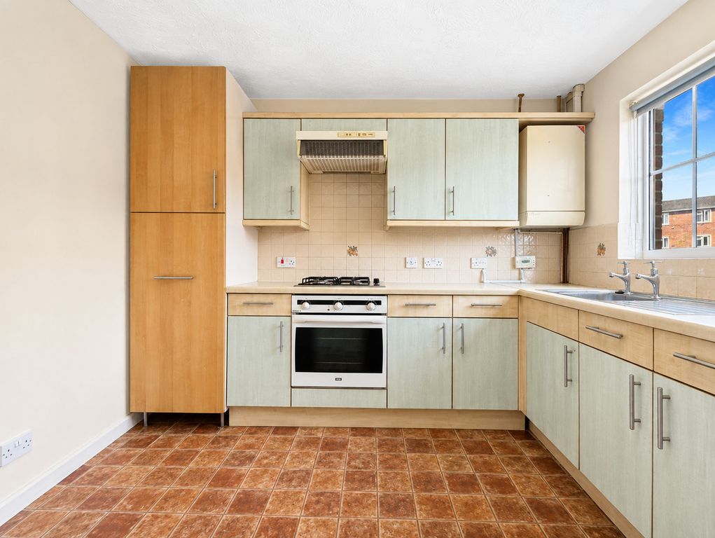 Property photo 3 of 13
