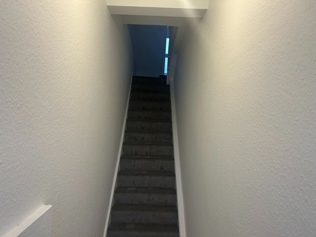 Property photo 2 of 17 Photo 3