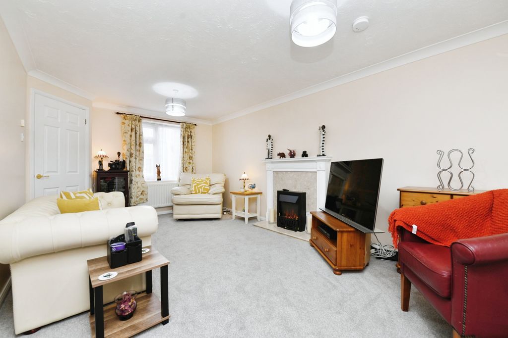 Property photo 3 of 17 Photography